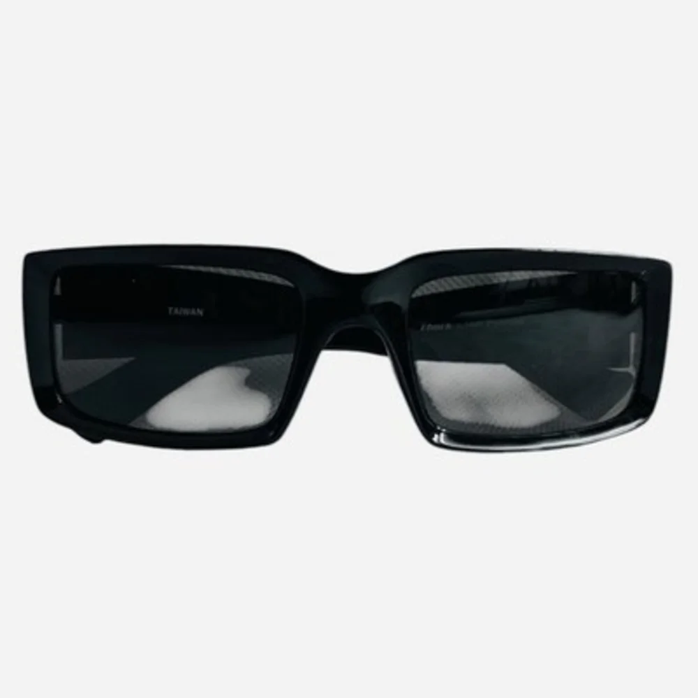 Converse Chuck 1.1mm Polarized Sunglasses UV Protection Black Unisex Shades EXC